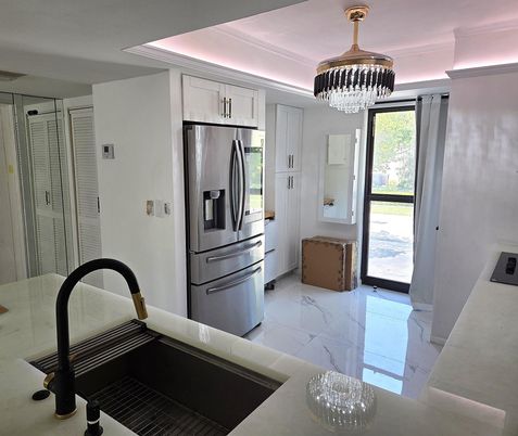 Chandelier, Interior, Kitchen, Marble