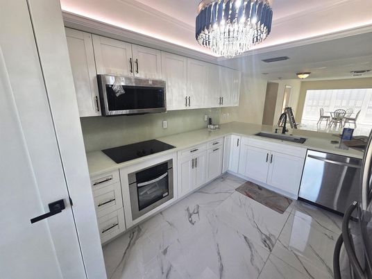 Chandelier, Interior, Kitchen, Marble, Recessed Lighting, Stainless Steel Appliances