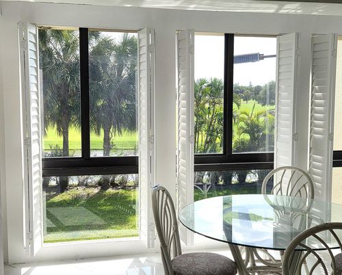 Dining room, Interior