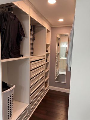Interior, Recessed Lighting, Walk-in Closets, Wood Texture Flooring