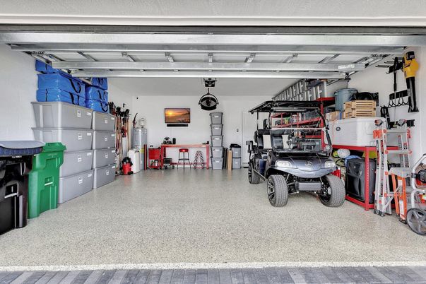 Garage, Interior