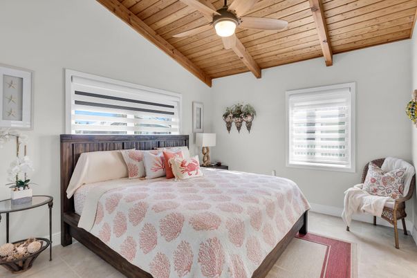 Bedroom, Interior, Wooden Beams, Wooden Ceilings