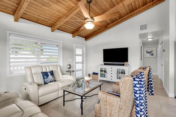 Interior, Living room, Wooden Beams, Wooden Ceilings