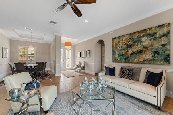 Dining room, Interior, Living room, Pendant Lights, Recessed Lighting
