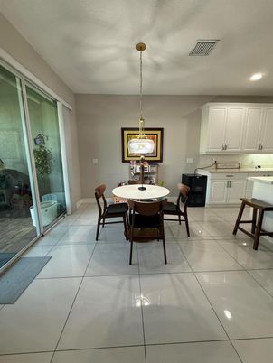 Dining room, Interior, Pendant Lights, Recessed Lighting