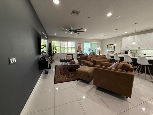 Dining room, Interior, Living room, Pendant Lights, Recessed Lighting
