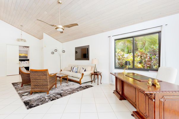 Interior, Living room, Pendant Lights