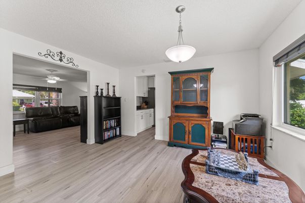 Interior, Pendant Lights, Wood Texture Flooring
