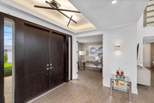 Home Office, Interior, Recessed Lighting, Wood Texture Flooring