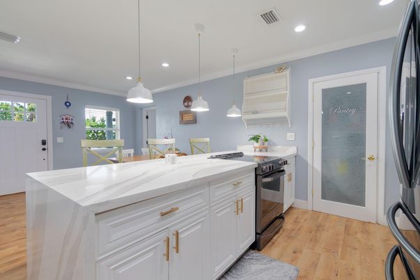 Interior, Kitchen, Pendant Lights, Recessed Lighting, Wood Texture Flooring