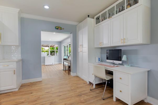Home Office, Interior, Recessed Lighting, Wood Texture Flooring