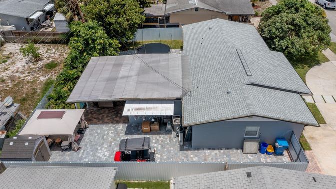 Exterior, Drone