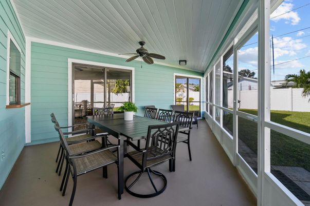 Dining room, Interior, Sun Room