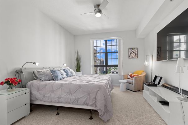 Bedroom, Interior, Water