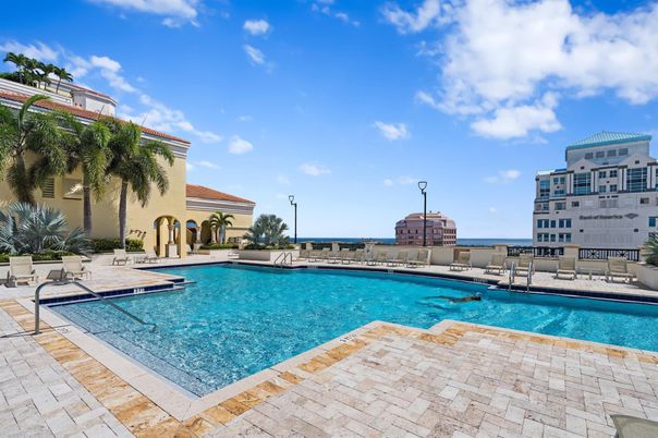Exterior, Pool, Water