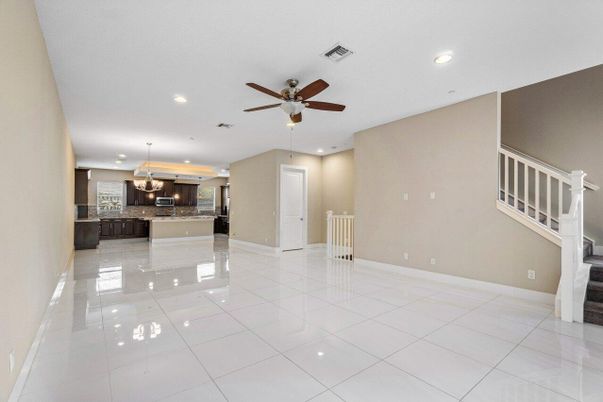 Empty room, Interior, Kitchen, Recessed Lighting