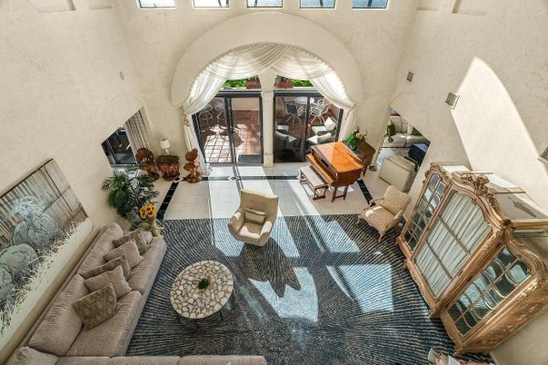Interior, Living room, Piano