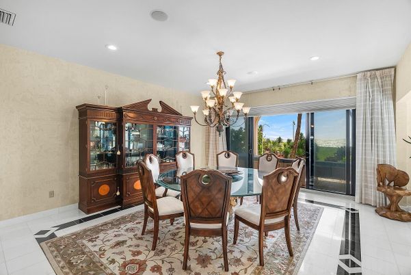 Chandelier, Dining room, Interior, Recessed Lighting