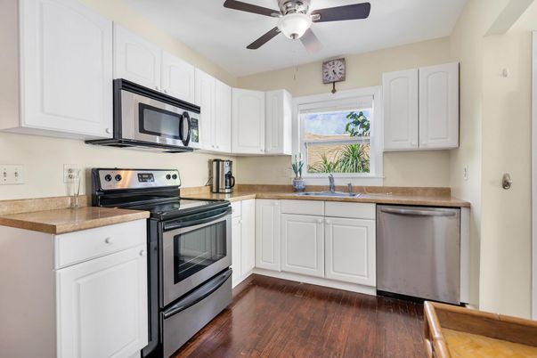 Interior, Kitchen, Stainless Steel Appliances, Wood Texture Flooring