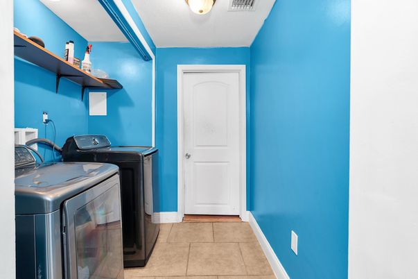 Interior, Washer