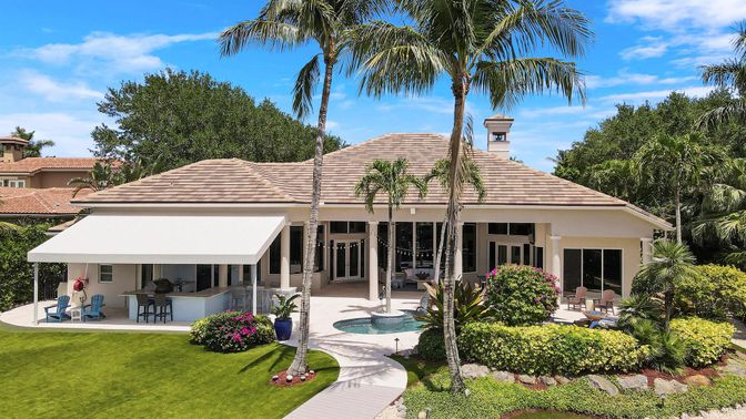 Backyard, Exterior, Pool