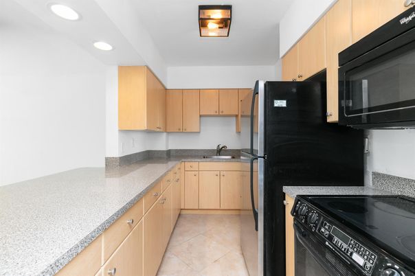 Interior, Kitchen, Recessed Lighting