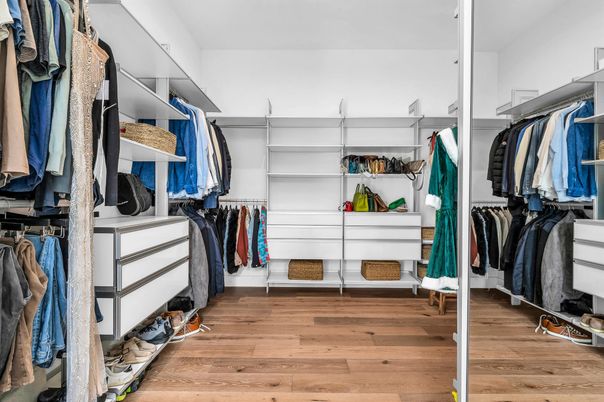 Interior, Walk-in Closets, Wood Texture Flooring
