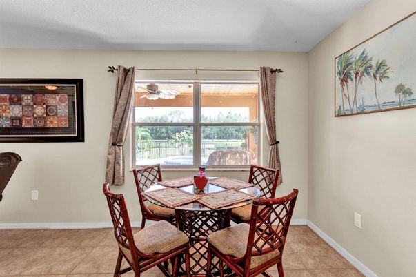 Dining room, Interior
