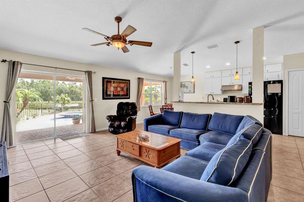 Interior, Kitchen, Living room, Pendant Lights, Recessed Lighting