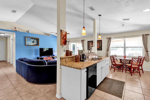 Dining room, Interior, Kitchen, Living room, Pendant Lights, Recessed Lighting