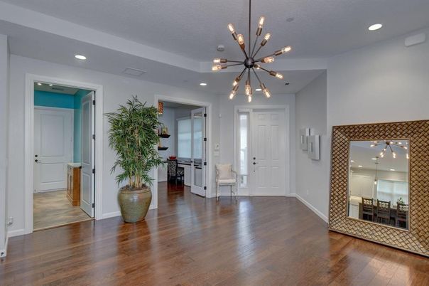 Interior, Pendant Lights, Recessed Lighting, Wood Texture Flooring