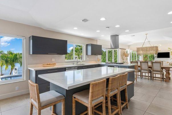 Dining room, Interior, Kitchen, Pendant Lights, Recessed Lighting, Water