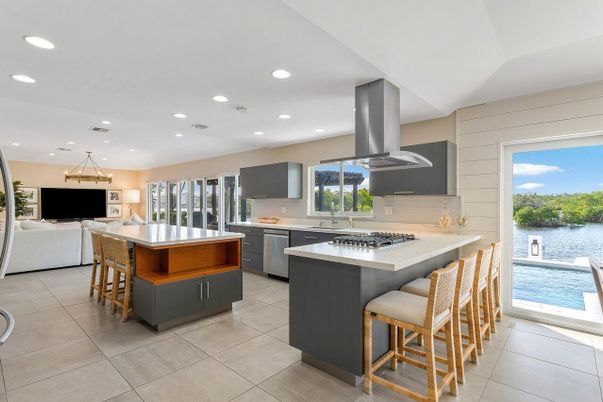 Interior, Kitchen, Living room, Recessed Lighting, Stainless Steel Appliances, Water