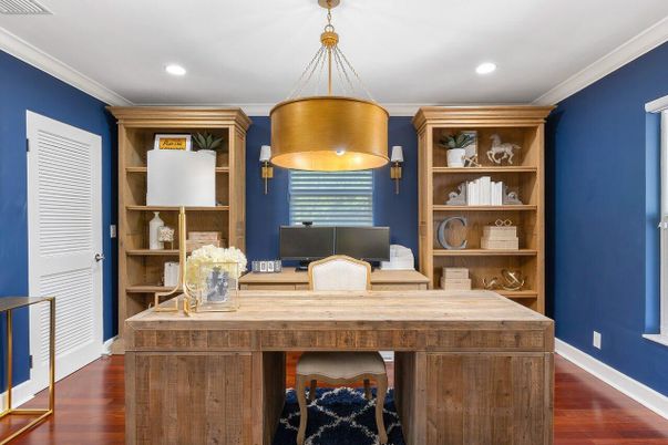 Home Office, Interior, Recessed Lighting, Wood Texture Flooring