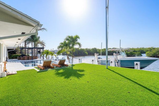 Backyard, Exterior, Pool, Water