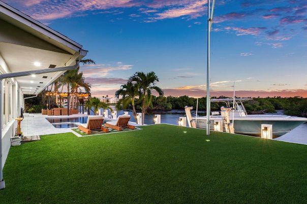 Backyard, Exterior, Pool, Water
