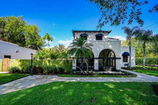Backyard, Exterior, Facade, Spanish Mediterranean