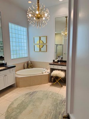 Bathroom, Interior, Pendant Lights, Recessed Lighting