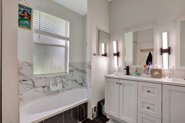 Bathroom, Interior, Marble Walls