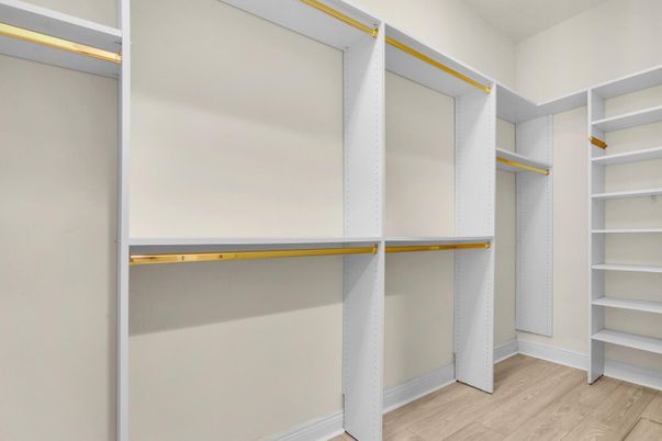 Interior, Walk-in Closets, Wood Texture Flooring