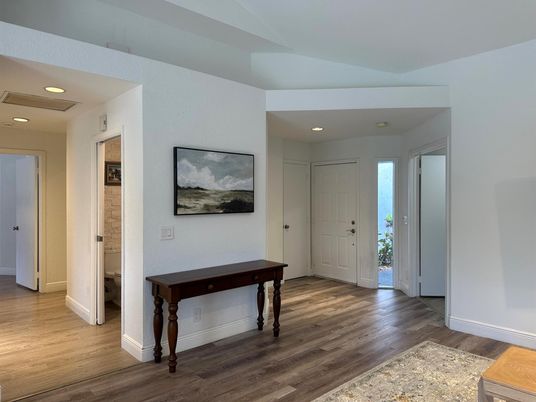 Interior, Recessed Lighting, Wood Texture Flooring
