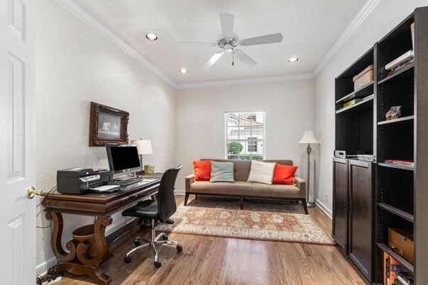 Home Office, Interior, Recessed Lighting, Wood Texture Flooring