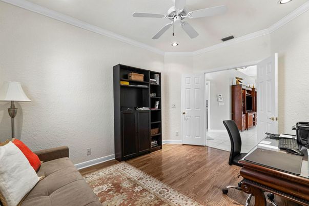 Home Office, Interior, Recessed Lighting, Wood Texture Flooring
