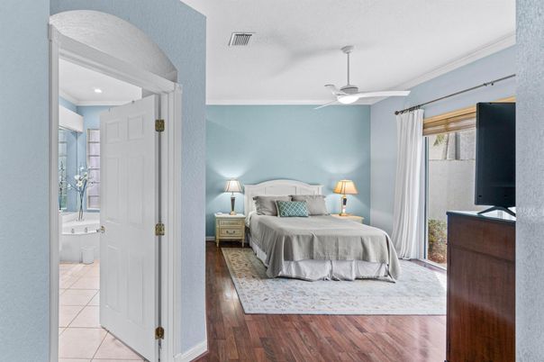 Bedroom, Interior, Recessed Lighting, Wood Texture Flooring