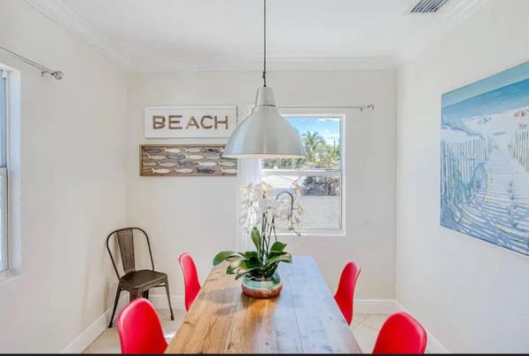 Dining room, Interior, Pendant Lights
