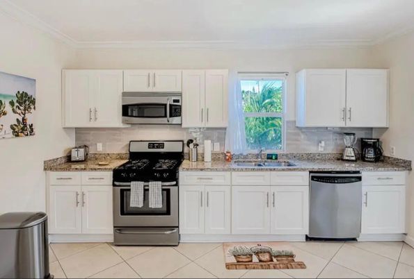 Interior, Kitchen, Stainless Steel Appliances