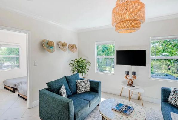 Interior, Living room, Pendant Lights