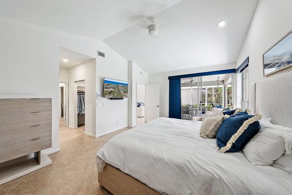 Bedroom, Interior, Recessed Lighting