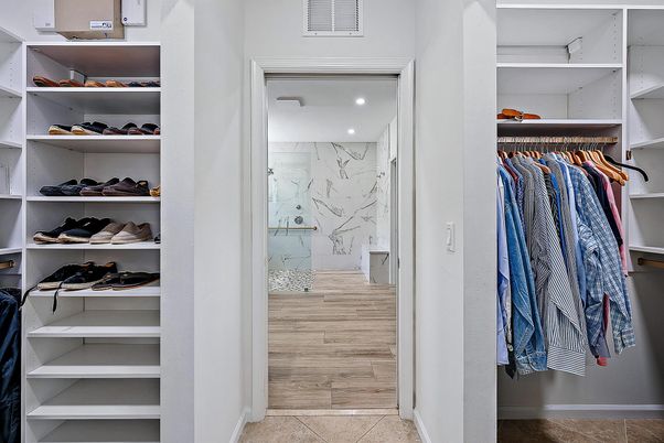 Interior, Marble Walls, Recessed Lighting, Walk-in Closets
