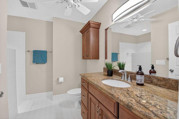 Bathroom, Interior, Recessed Lighting